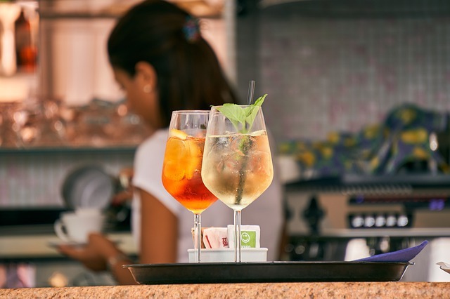 17-felszolgalo-pultos-osztrak-munka-0000002369-b